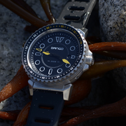 DV-01 - DIVE WATCH WITH SILICONE SPORT STRAP